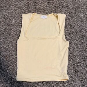 Chic Sleeveless Yellow Crop Top